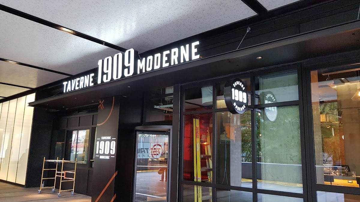 1909 Taverne Moderne